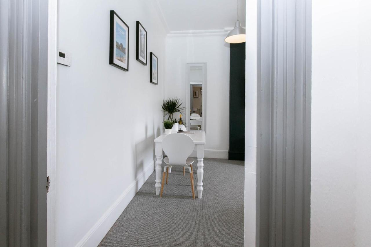 Spacious Apartment, Free Parking, Central Location Near To Uni, Hospital, Town エクセター エクステリア 写真